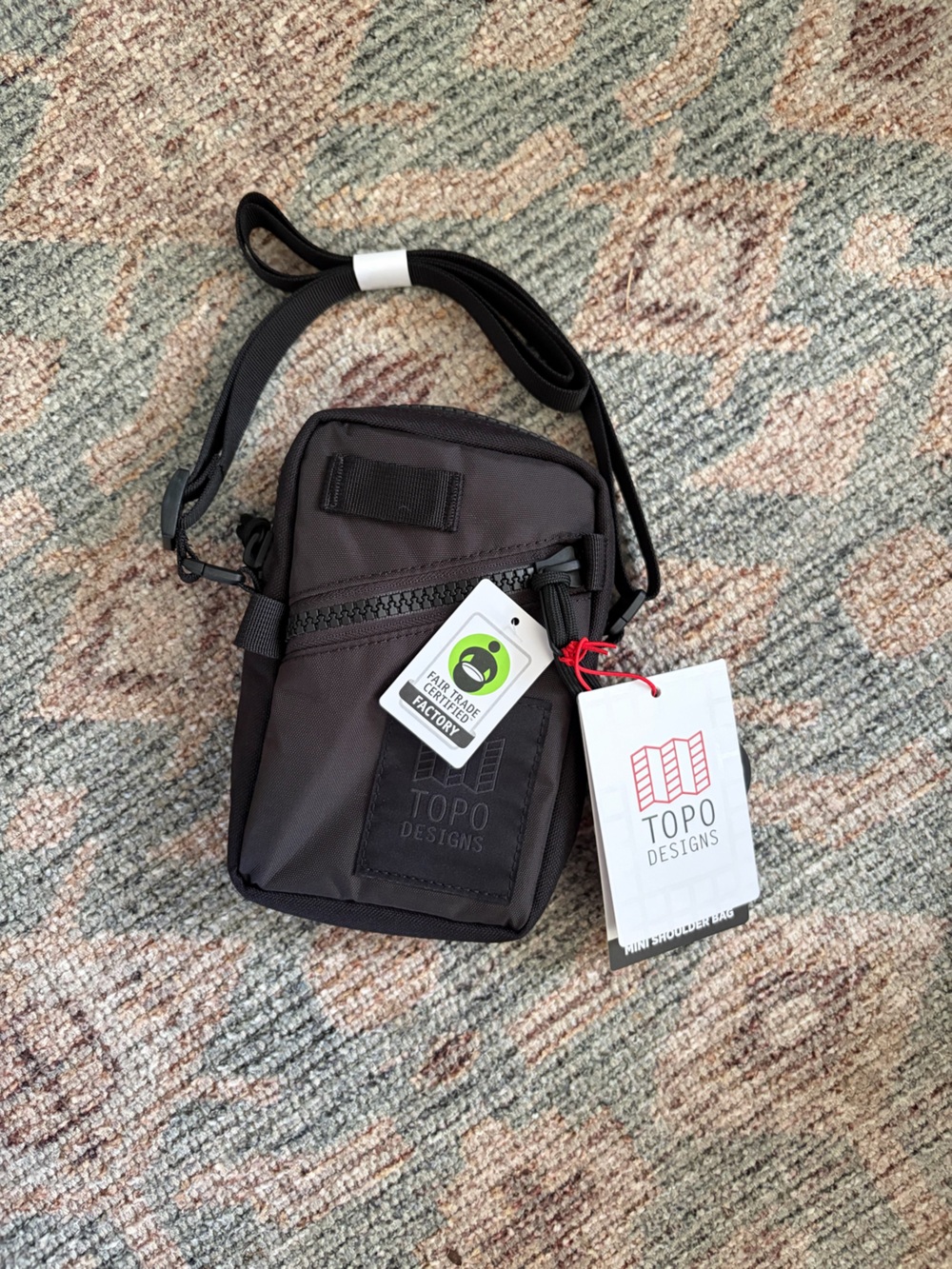 Cross body travel bag